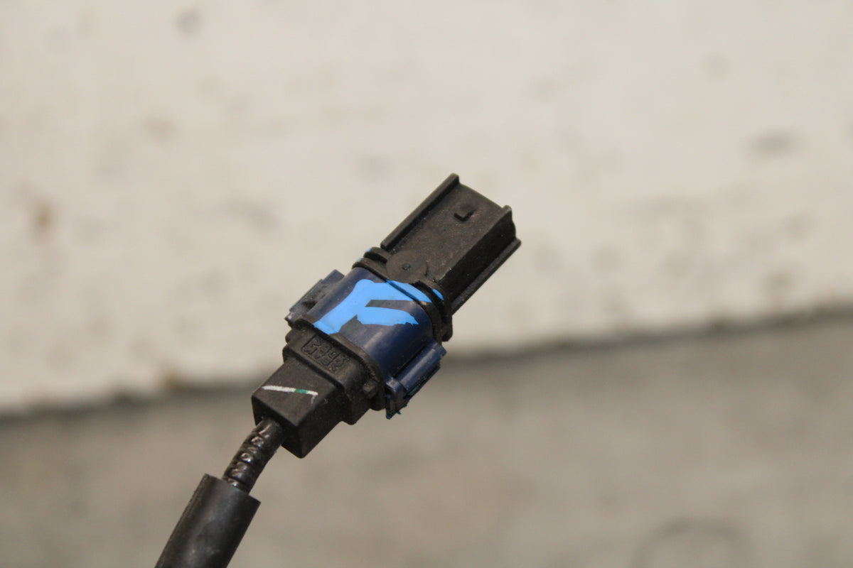 19-22 KAWASAKI Z400 FRONT ABS BRAKE SENSOR BB738