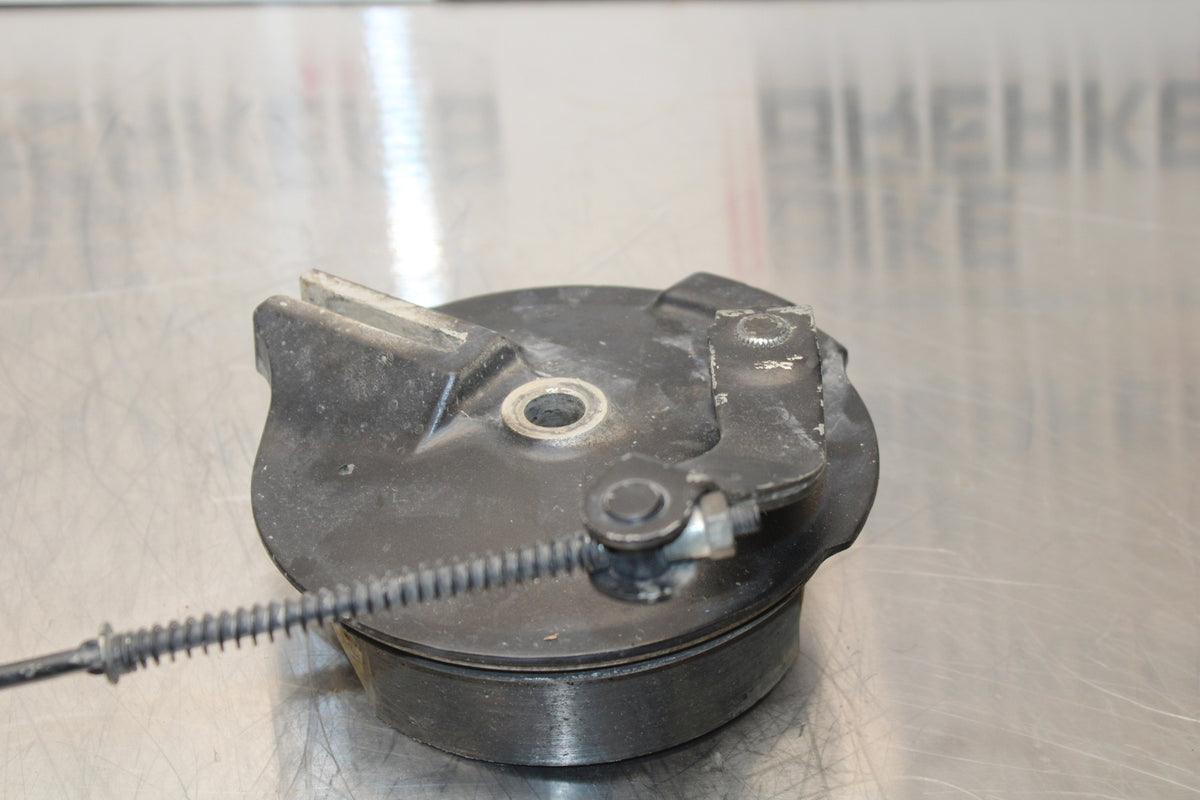 19 YAMAHA TTR230 REAR BACK BRAKE DRUM ASSEMBLY BB146
