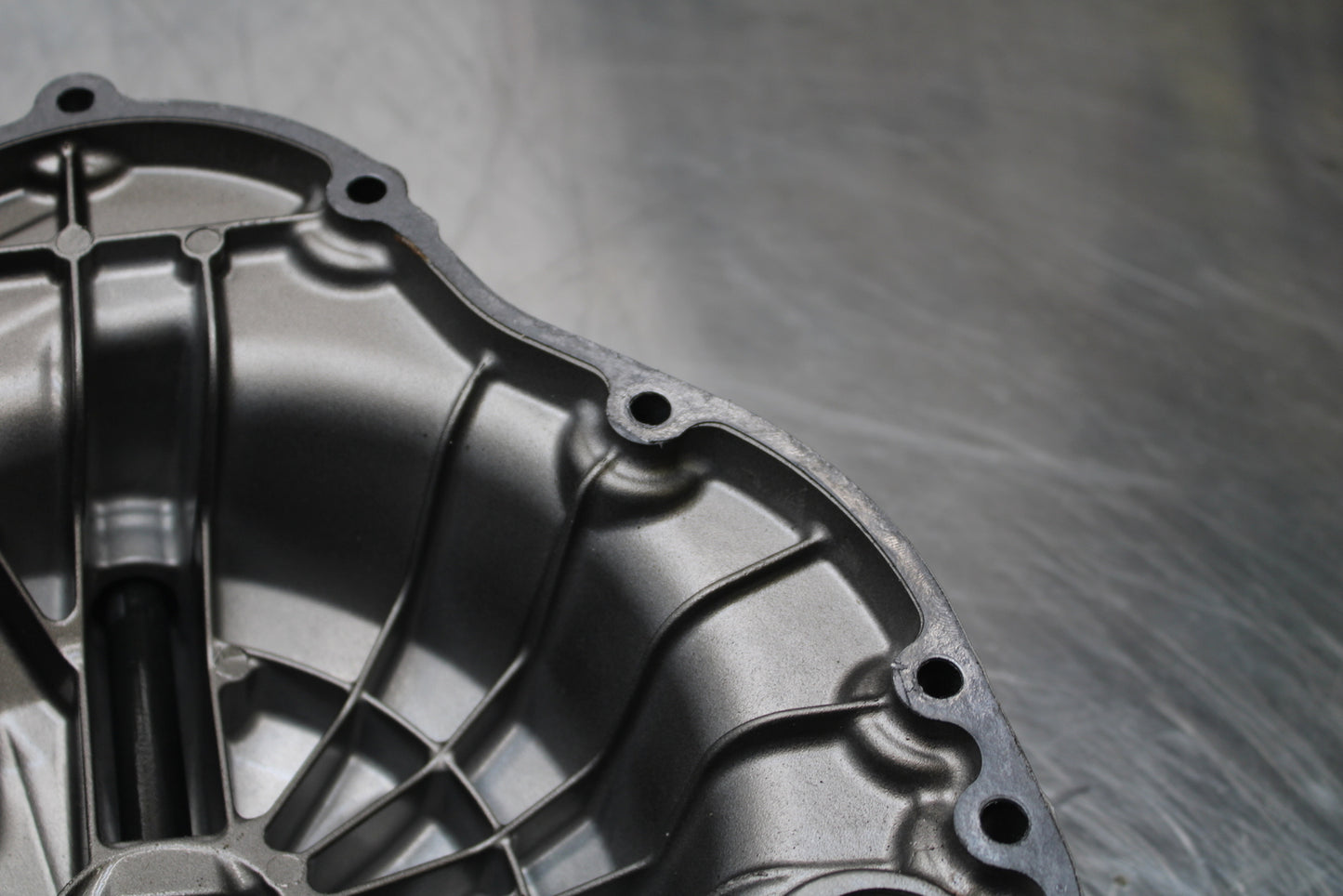 13-18 KAWASAKI NINJA ZX6R CLUTCH SIDE ENGINE MOTOR COVER BB143