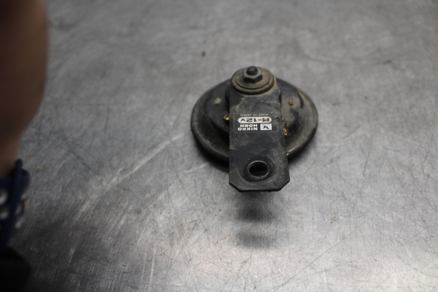 07-08 TRIUMPH DAYTONA 675 HORN SIGNAL T2500113 BB685