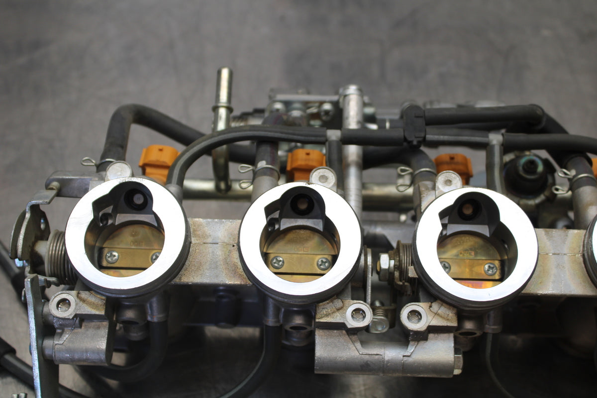 09-15 YAMAHA FZ6R MAIN FUEL INJECTORS / THROTTLE BODIES BB161