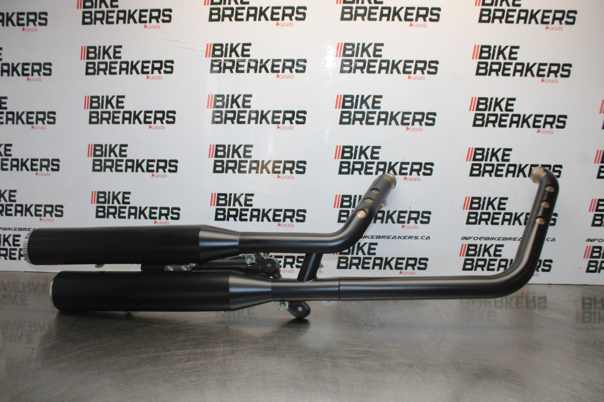 22 HARLEY-DAVIDSON SOFTAIL EXHAUST PIPE BB859