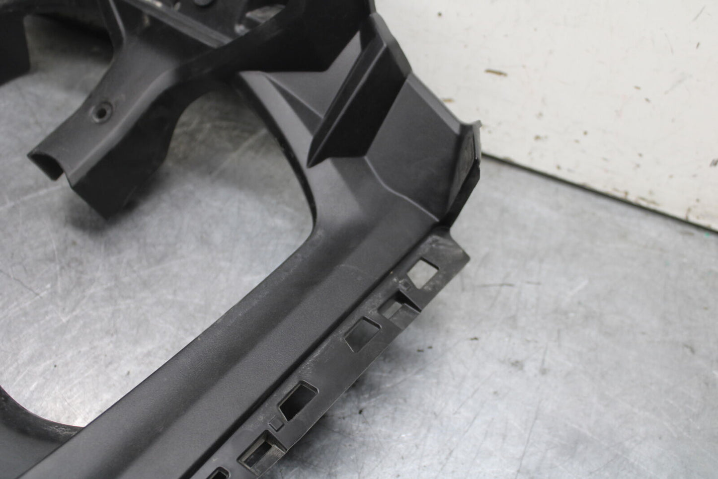 18-24 KAWASAKI NINJA 650 FRONT CENTER GAUGE COWL FAIRING BB725