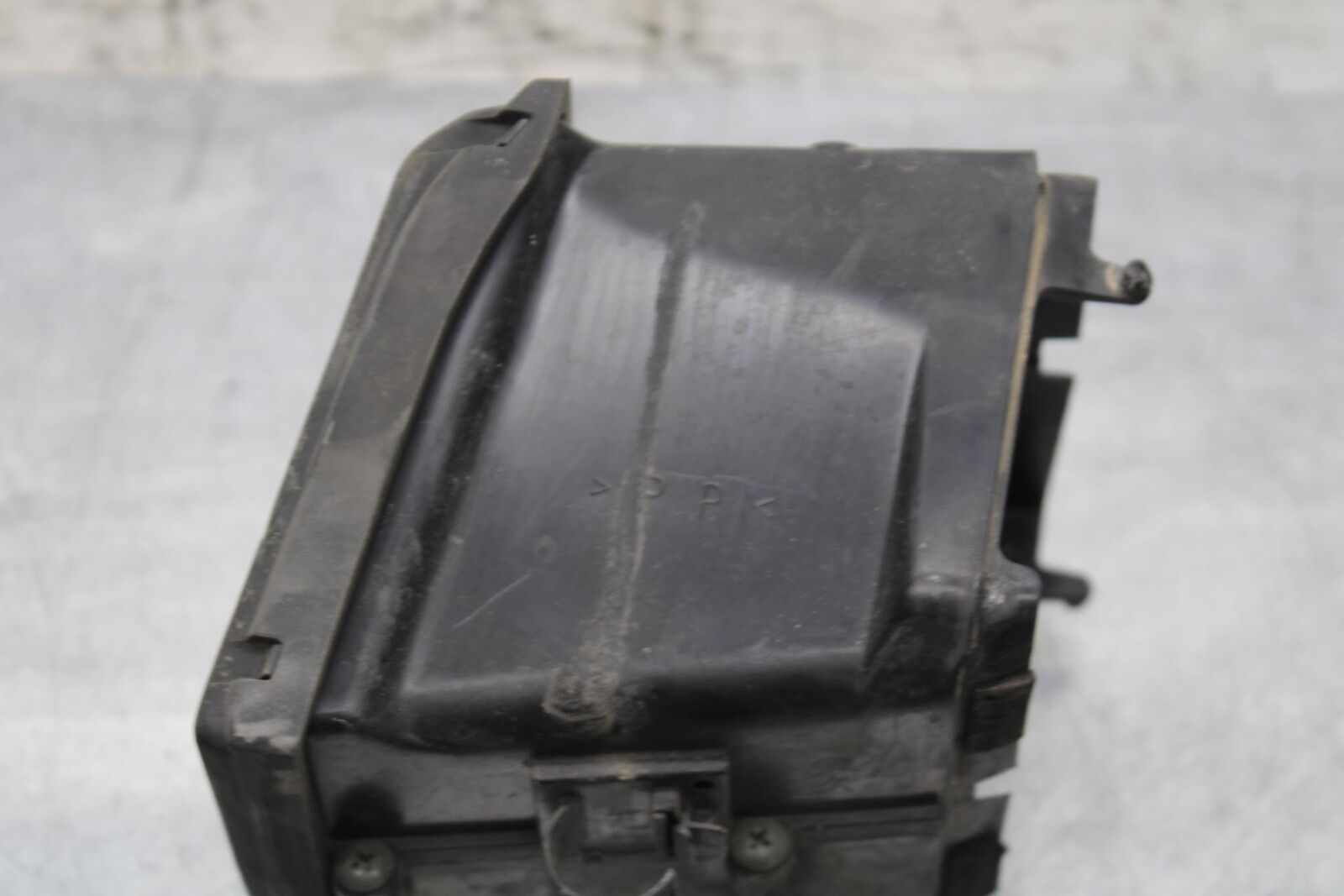 2006 Yamaha YZF R6 AIR  DUCT BB560