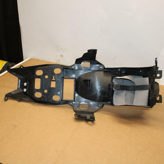 19-21 YAMAHA YZF R3 REAR BACK TAIL UNDERTAIL BATTERY TRAY PLASTIC BB378