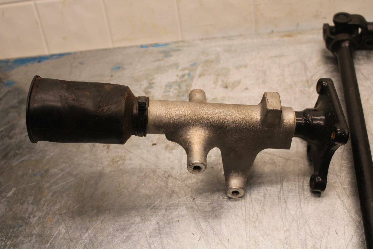 10-12 CAN AM SPYDER RT STEERING STEM COLUMN SHAFT BB415