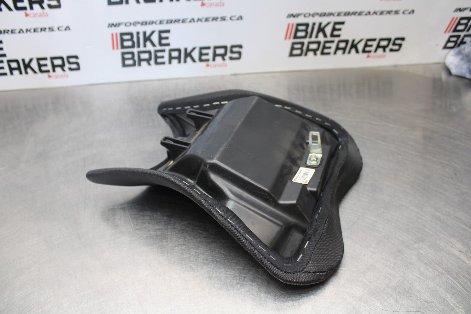 18-23 KAWASAKI NINJA 400 EX400 ABS FRONT DRIVERS SEAT PAD SADDLE PILLION BB192