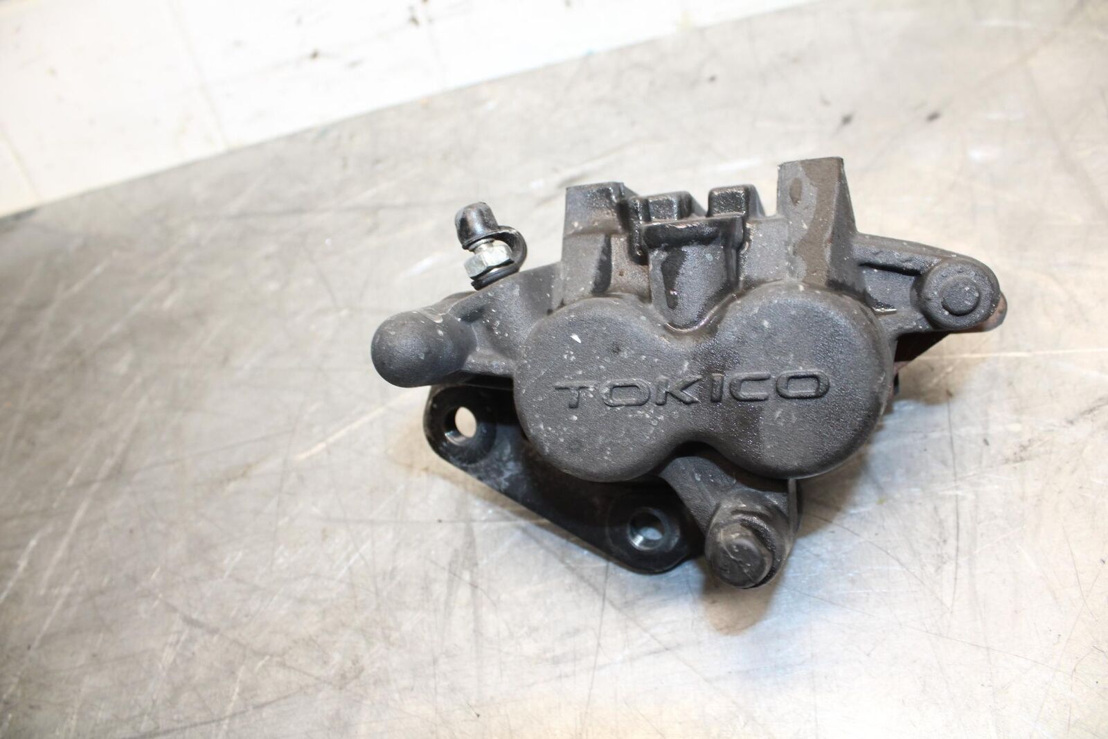 12-17 KAWASAKI NINJA 650 RIGHT LEFT FRONT BRAKE CALIPER SET PAIR CALIPERS BB470