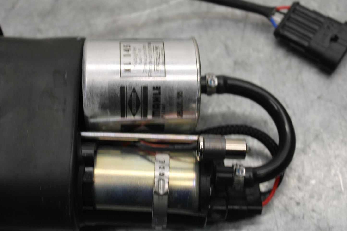 2016 Aprilia Tuono V4 1100 RR ABS FUEL PUMP GAS PETROL SENDER UNIT BB53