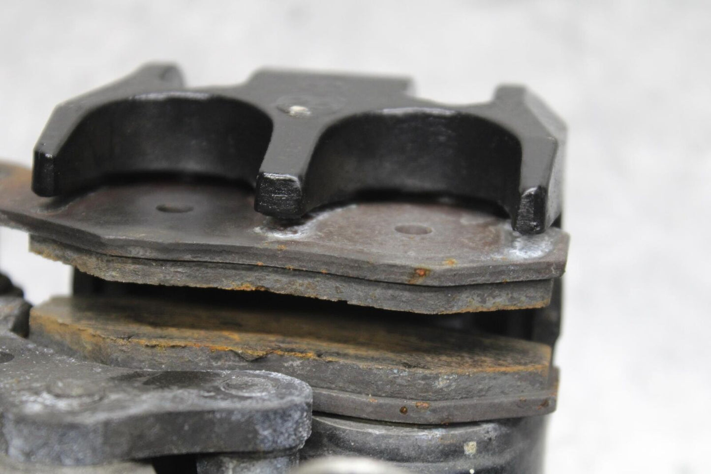 15-16 KAWASAKI EX300 REAR BACK BRAKE CALIPER W MOUNT BRACKET BB635