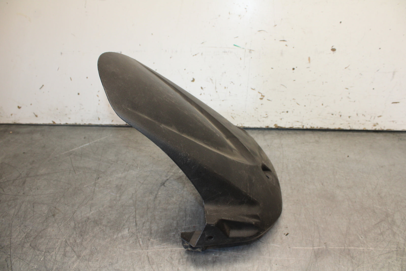 11-24 SUZUKI GSXR  600 750 REAR BACK WHEEL TIRE HUGGER FENDER BB95