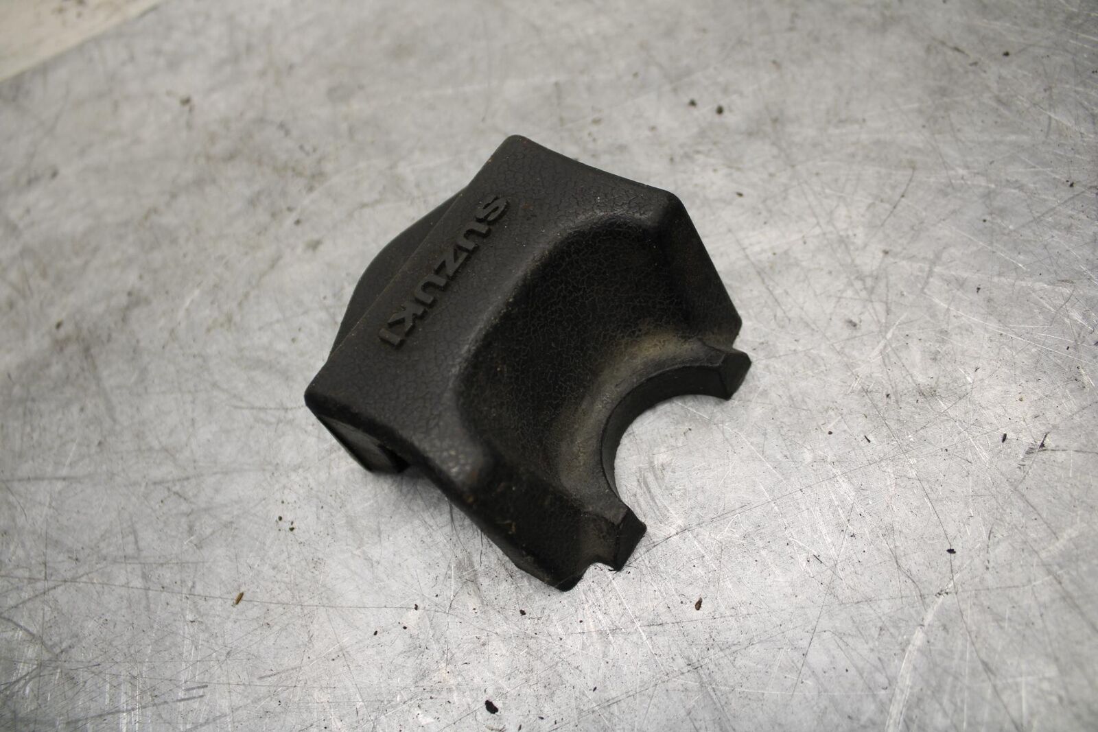 82-83 SUZUKI GS1100GL HANDLEBAR COVER TRIM COWL PANEL BB30