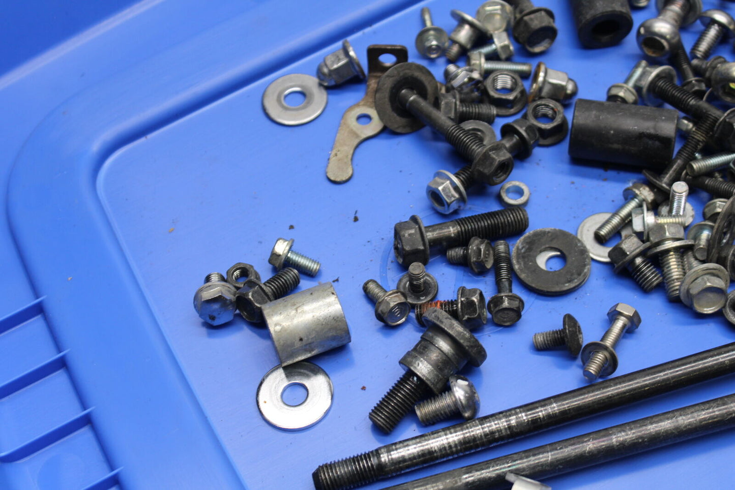 10-13 HONDA SHADOW RS 750 VT750RS MOUNTING BOLTS HARDWARE MOTOR SCREWS BB718