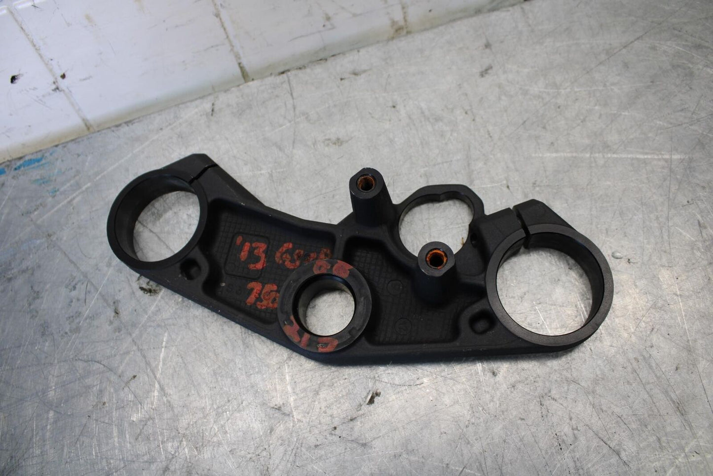 15-21 SUZUKI GSXR600 FORKS UPPER TRIPLE TREE CLAMP BB437