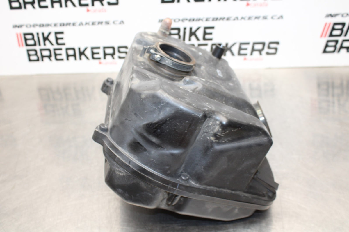 10 SUZUKI SV650 AIRBOX AIR INTAKE FILTER BOX BB181