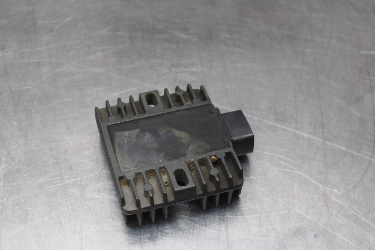 06 KAWASAKI VULCAN 900 RECTIFIER VOLTAGE REGULATOR BB799