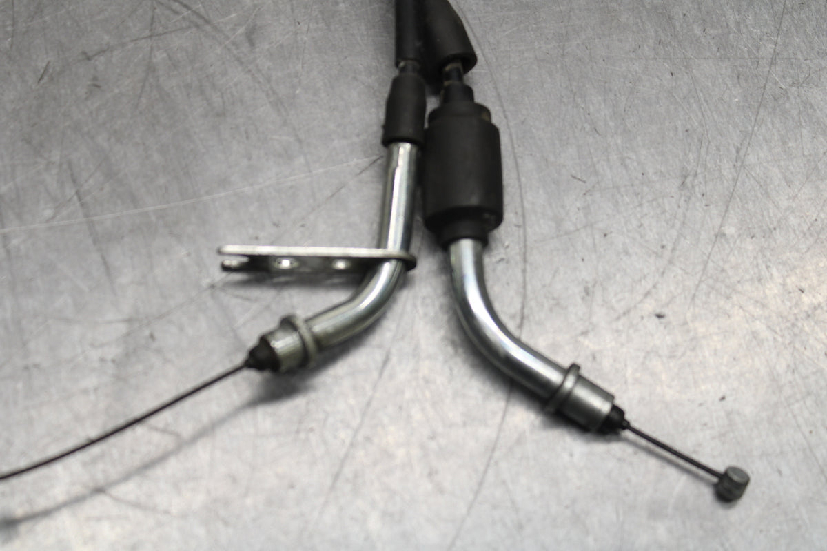 08-10 SUZUKI GSXR750 THROTTLE CABLES LINES BB113