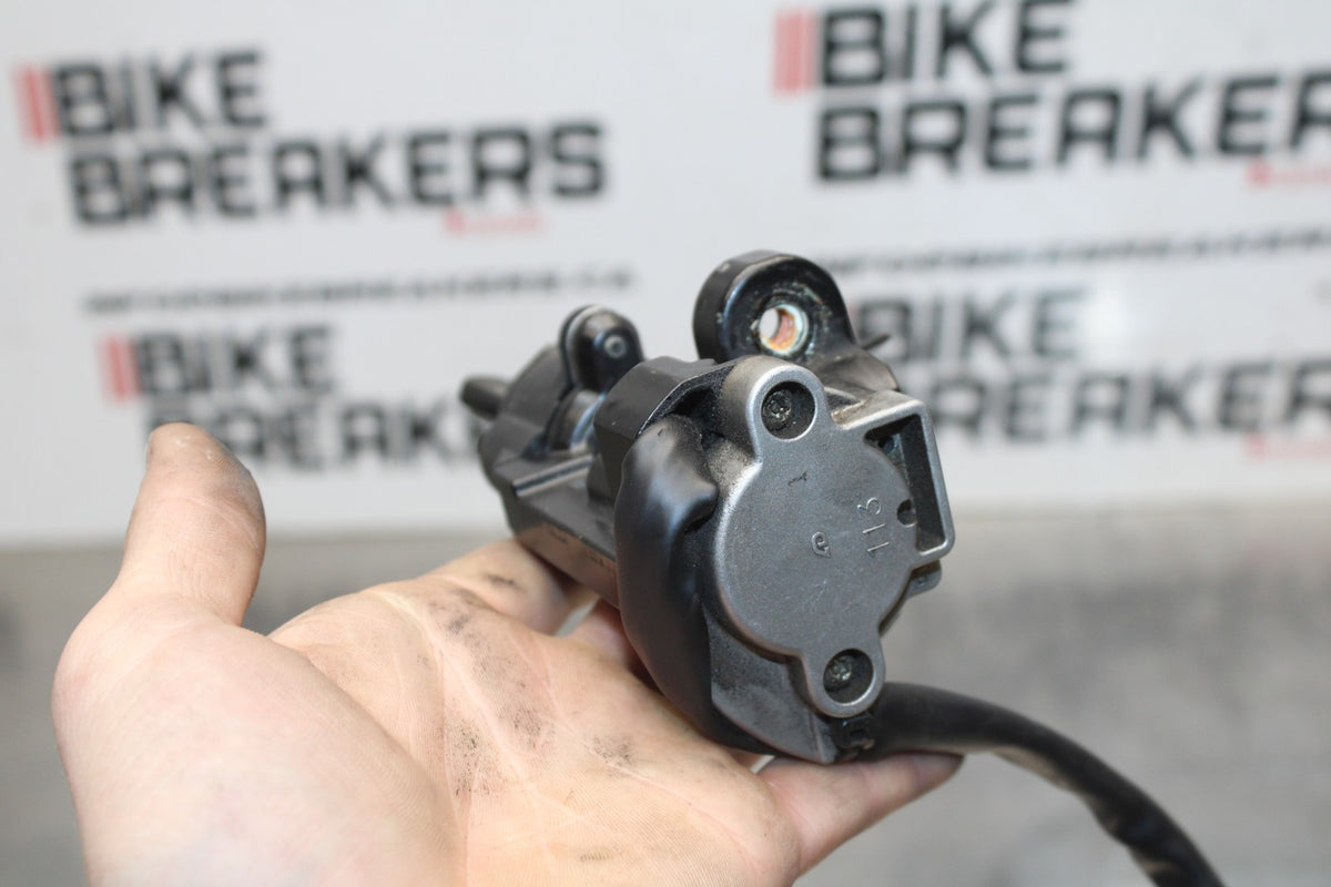 11-25 SUZUKI GSXR 600  IGNITION LOCK KEY SET W/ GAS CAP AND SEAT LOCK BB830