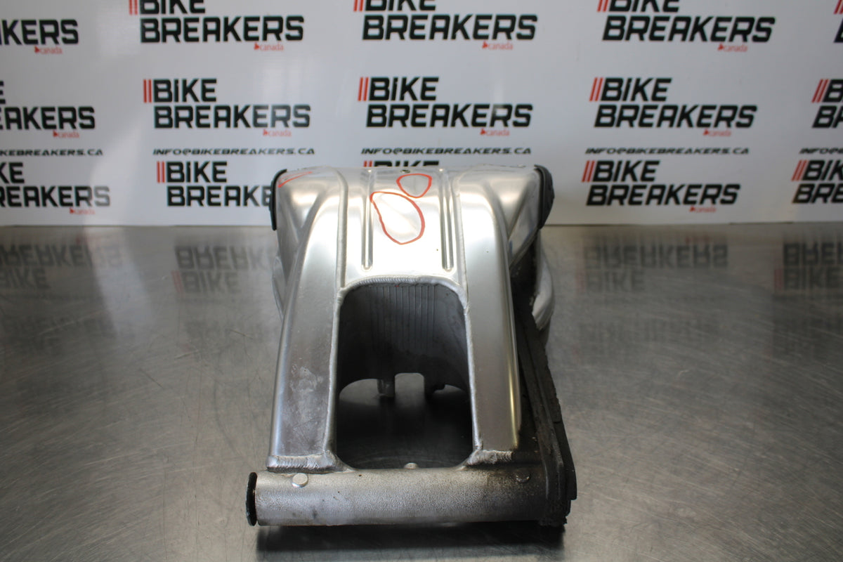 10-11 BMW S1000RR REAR SWINGARM BACK SUSPENSION SWING ARM BB168