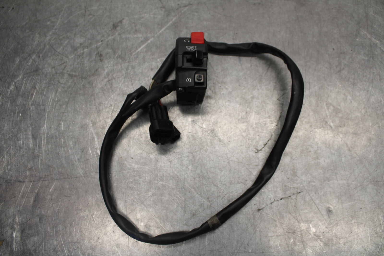 09-12 KAWASAKI NINJA ZX6R RIGHT CLIP ON HANDLE KILL OFF START SWITCH  BB698