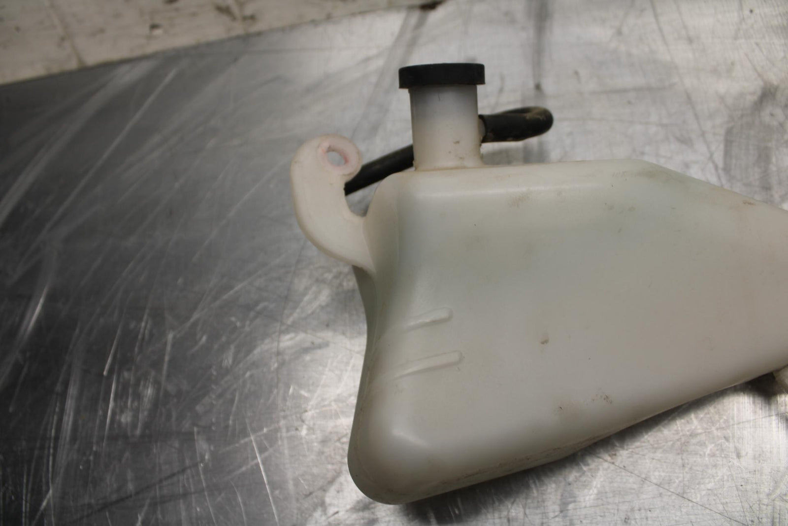17-23 SUZUKI GSXR 250 GSX250RL8 COOLANT WATER TANK RESERVOIR BOTTLE BB490