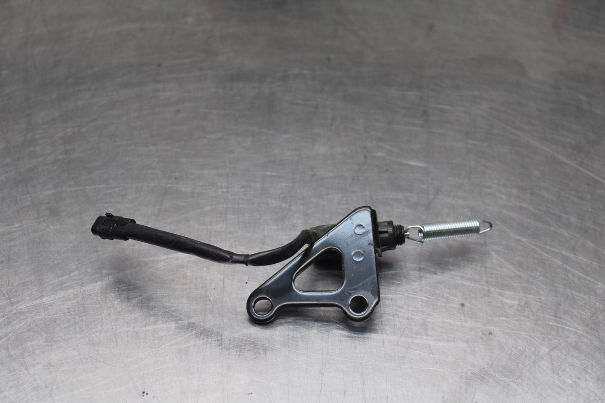 23-24 YAMAHA MT-07 REAR BACK BRAKE SENSOR BB927
