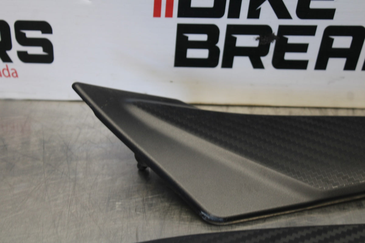 18 SUZUKI GSXR750 RIGHT LEFT GAS FUEL TANK PANELS COVERS TRIM SET COWLS  BB891