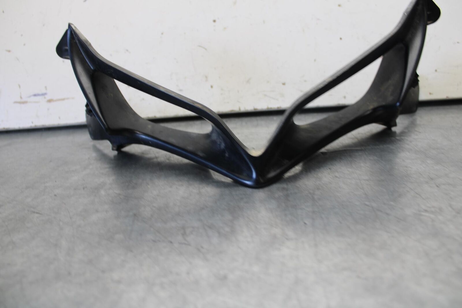 08-10 SUZUKI GSXR 600  FRONT CENTER COWL FAIRING BB101