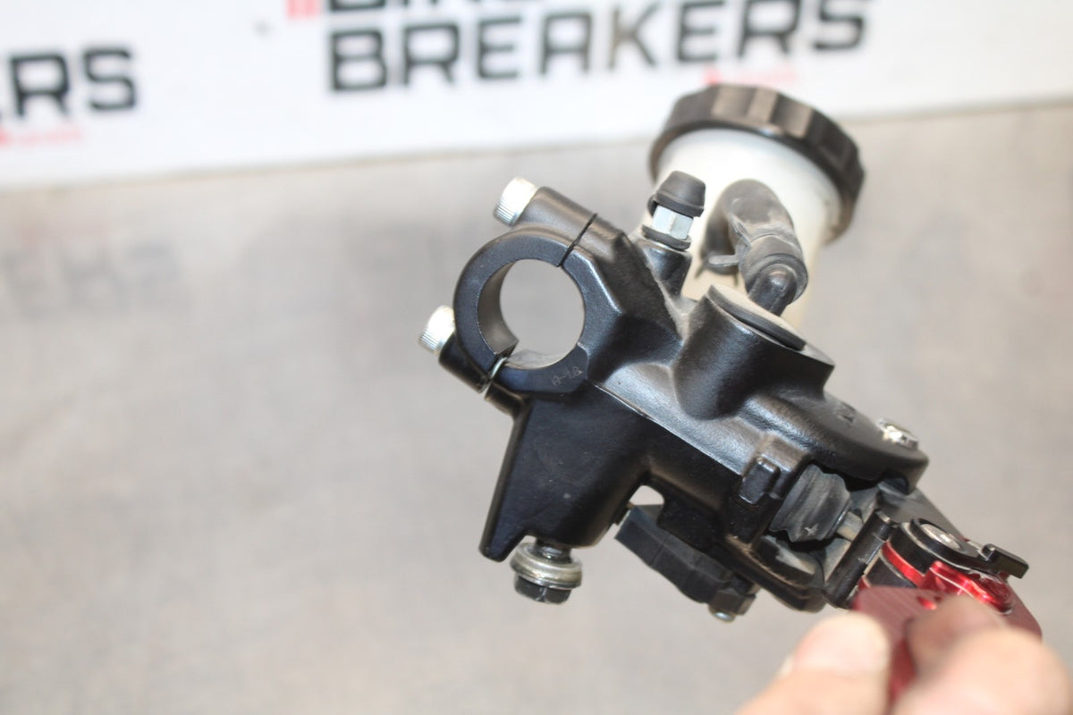07-08 KAWASAKI NINJA ZX6R FRONT BRAKE MASTER CYLINDER w/ PAZZO LEVER BB937