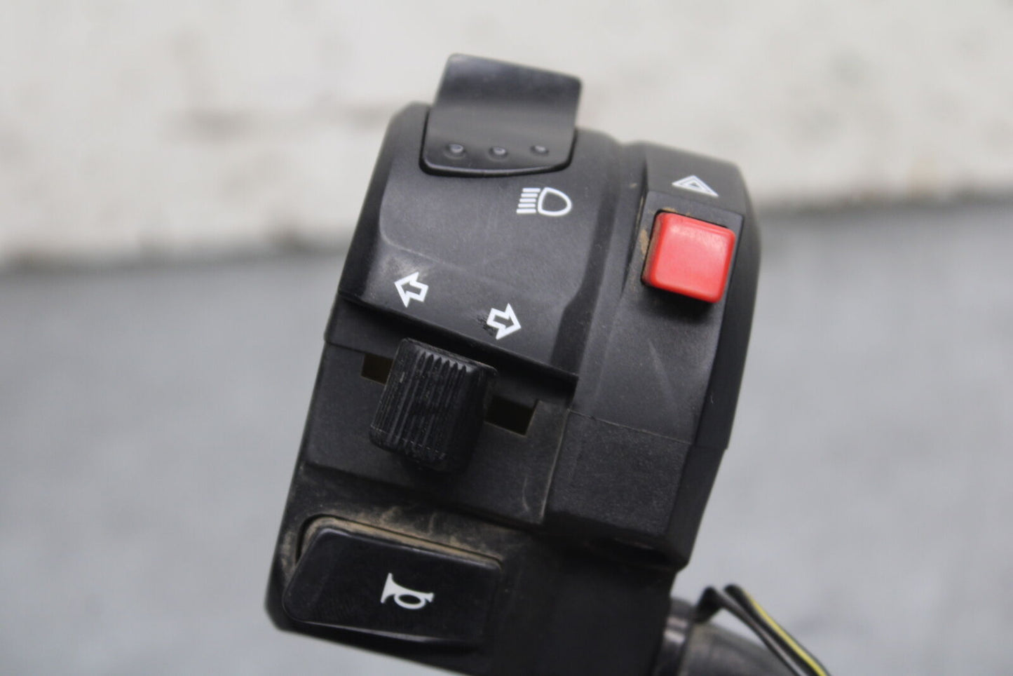 08-10 SUZUKI GSXR750 LEFT CLIP ON HANDLE HORN SIGNALS SWITCH SWITCHES BB113