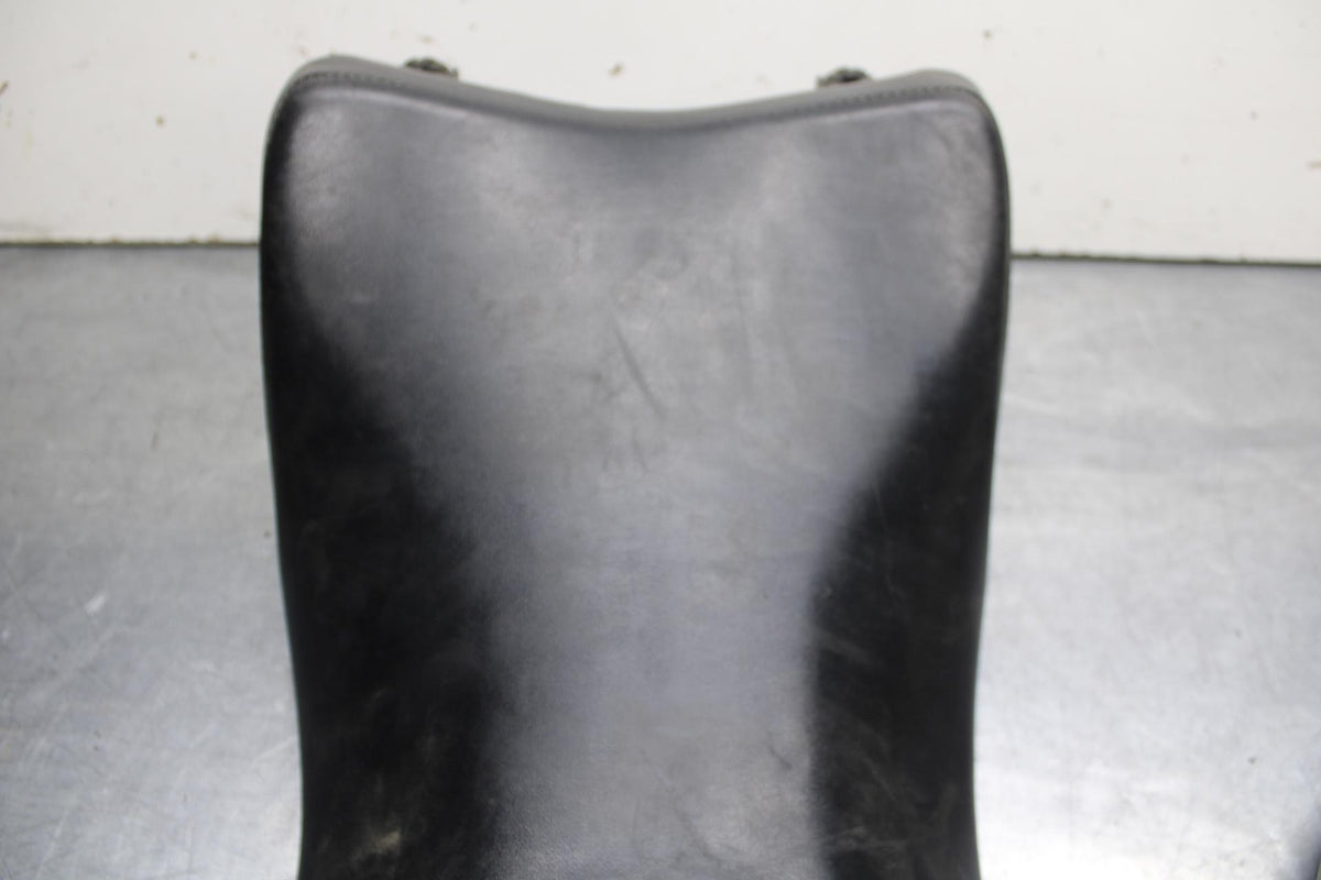 11-19 HONDA CBR125R FRONT DRIVERS SEAT PAD SADDLE BB102