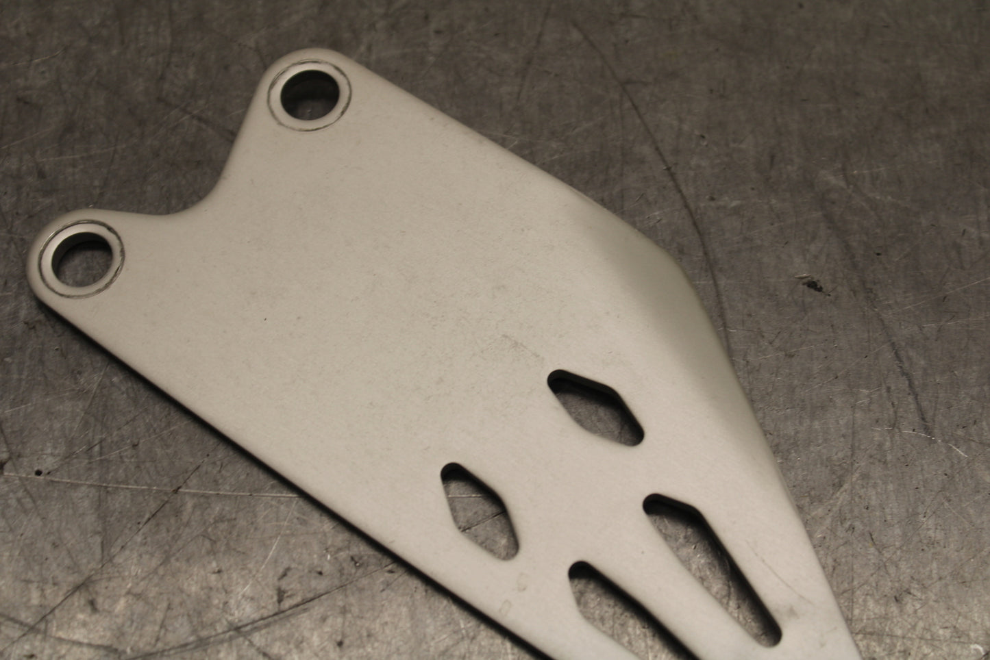 19-23 KAWASAKI NINJA ZX6R RIGHT REARSET REAR SET HEEL GUARD COVER  BB749