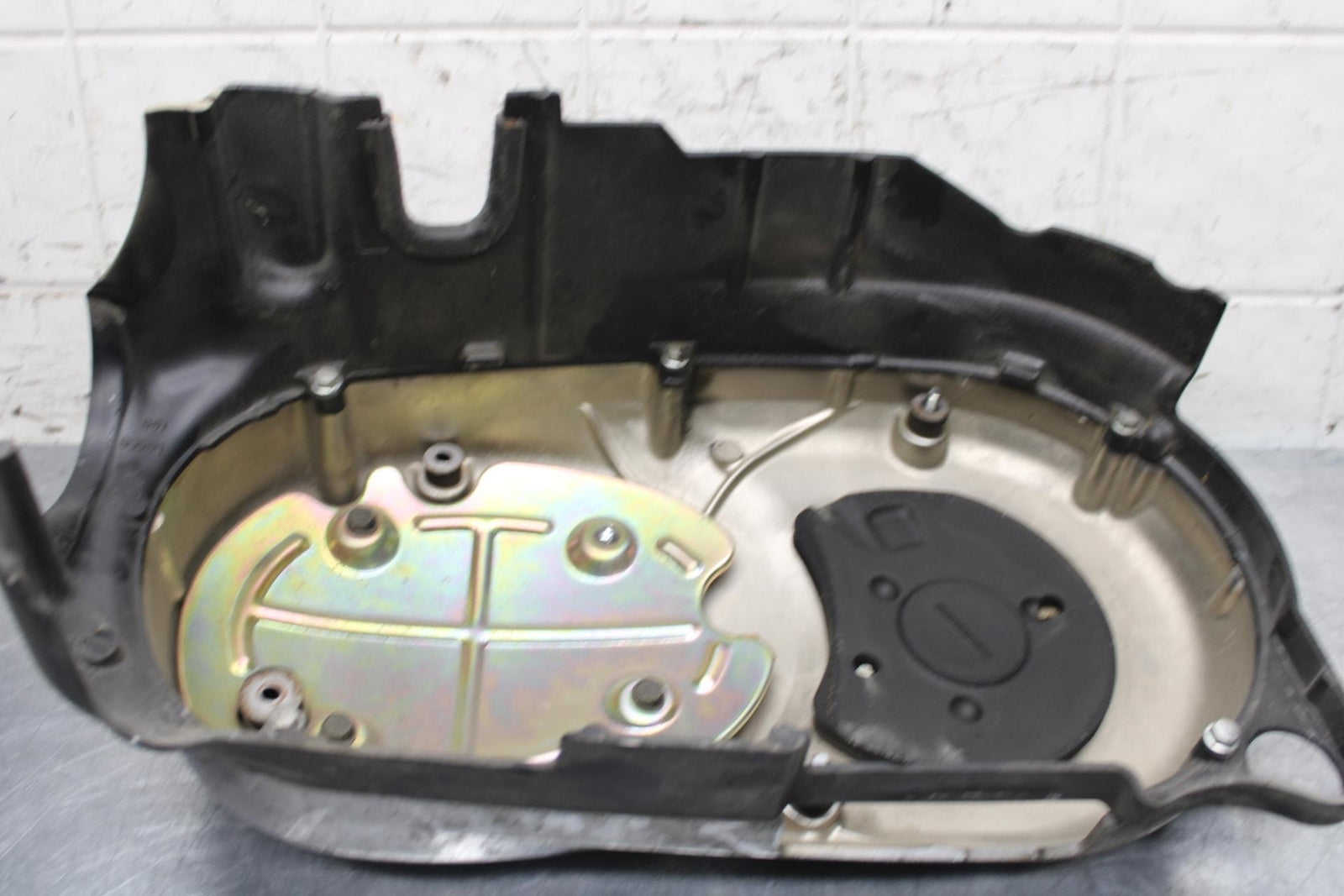 2005 Kawasaki Vulcan 1600 VN1600A Classic ENGINE SPROCKET COVER BB574