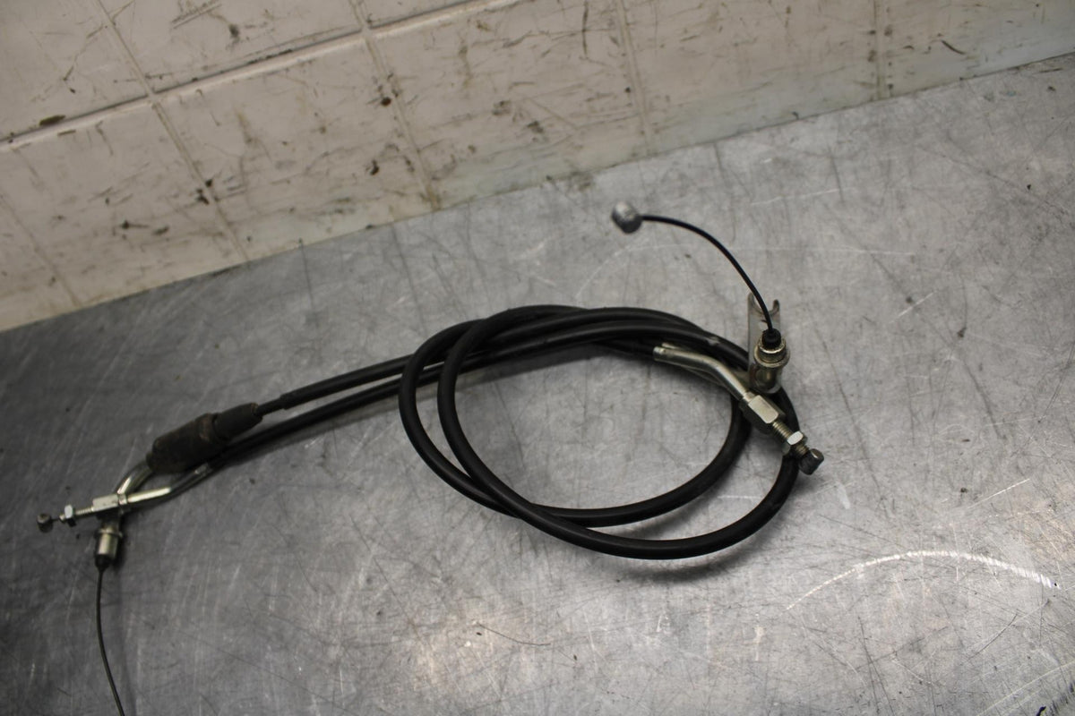 11-22 SUZUKI GSXR 600  THROTTLE CABLES LINES BB485