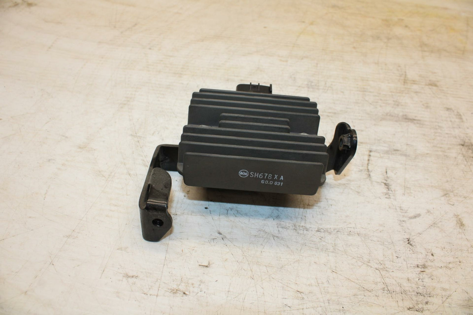 11-12 KAWASAKI NINJA 400 EX400 C RECTIFIER VOLTAGE REGULATOR BB358