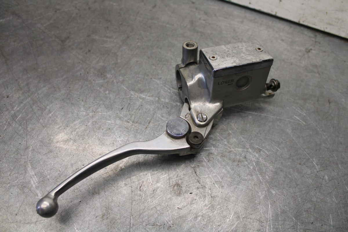 05-09 SUZUKI BOULEVARD C90 FRONT BRAKE MASTER CYLINDER BB692