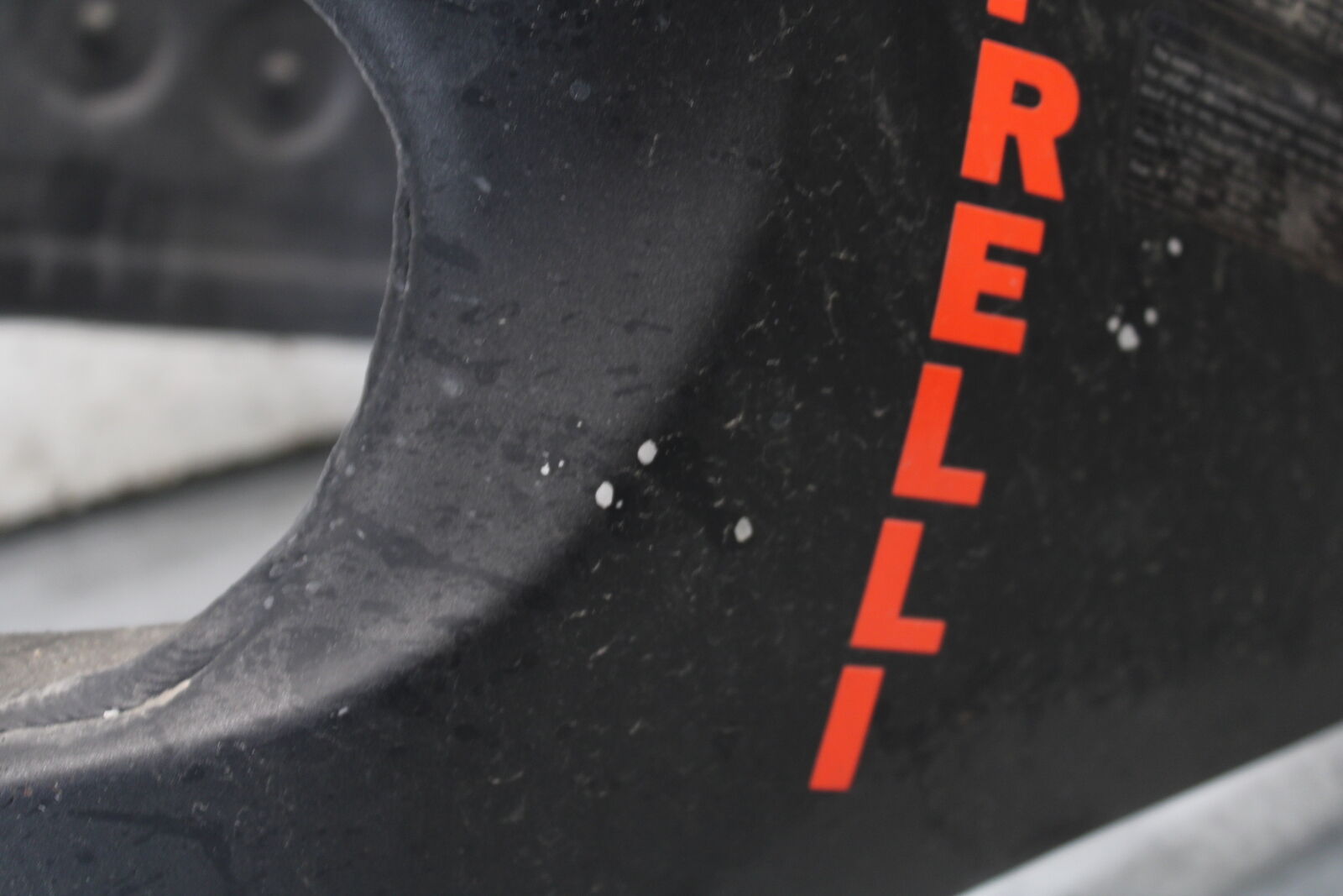 09-12 KAWASAKI NINJA ZX6R REAR SWINGARM BACK SWING ARM 33001-0212 BB698