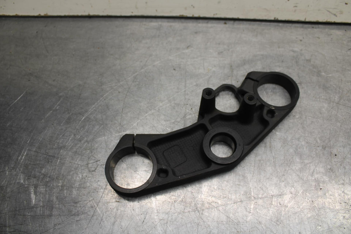 08-10 SUZUKI GSXR 600  FORKS UPPER TRIPLE TREE CLAMP BB92