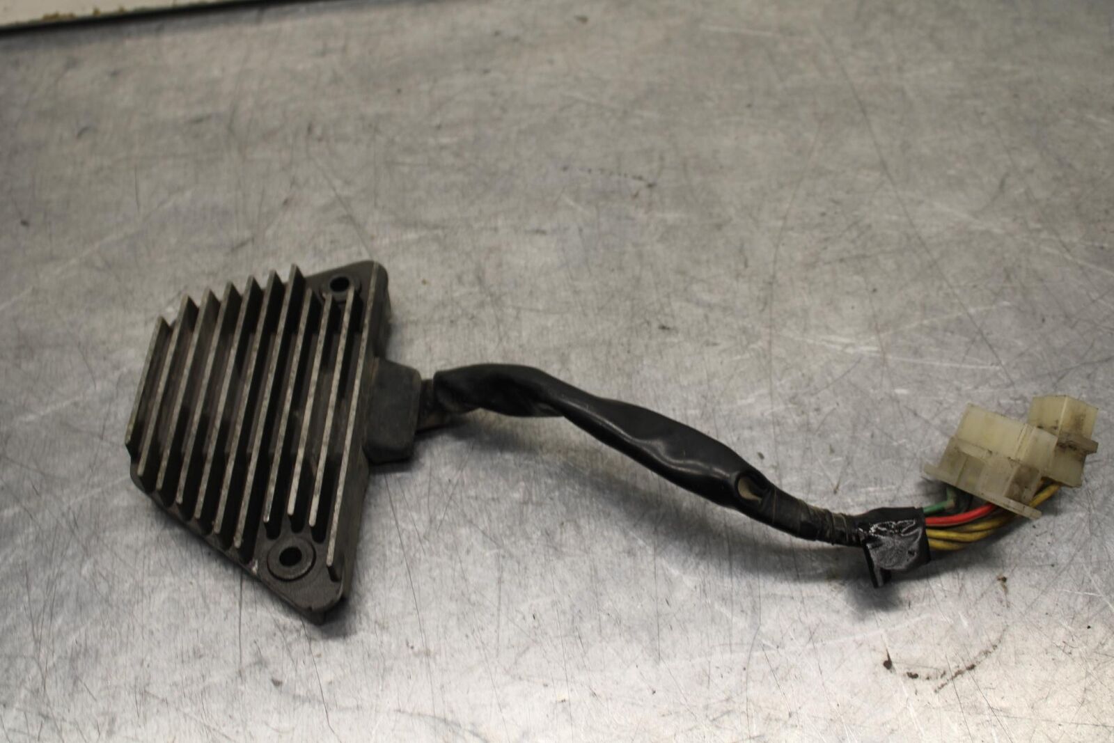 1985 Honda Shadow 500 VT500C RECTIFIER VOLTAGE REGULATOR 31600-MF5-018 BB615