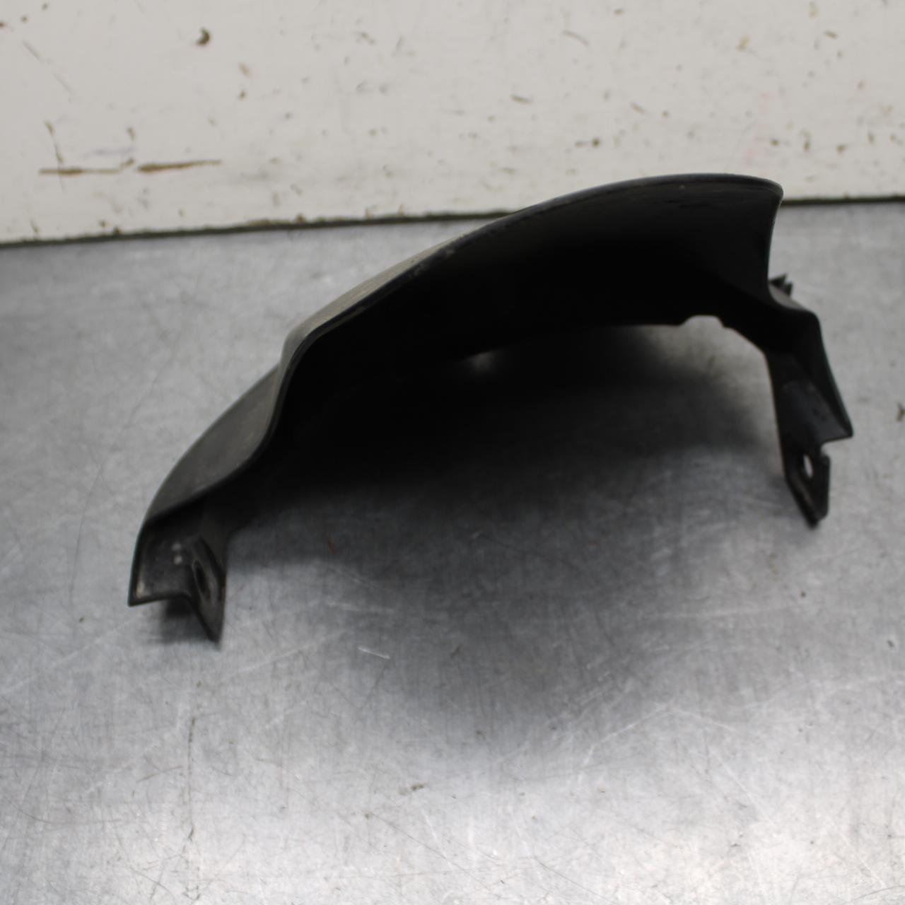 06-07 SUZUKI GSXR750 REAR BACK WHEEL TIRE HUGGER FENDER 63112-01H00 BB645