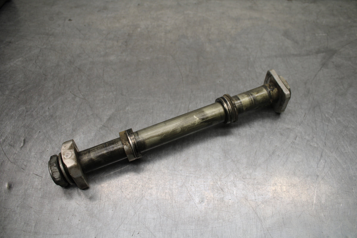 08-10 SUZUKI GSXR 600 REAR AXLE BACK WHEEL RIM PIVOT BOLT AXEL BB753
