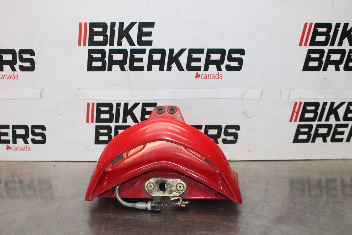05 DUCATI SUPERSPORT 800 PASSENGER REAR SEAT GRAB BAR HANDLE BB913