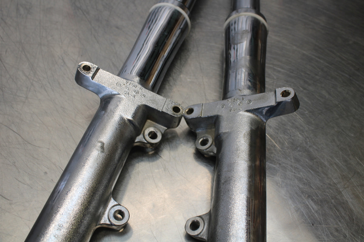 09 YAMAHA ROYAL STAR XVZ1300TF VENTURE FRONT FORKS SHOCK SUSPENSION SET BB151
