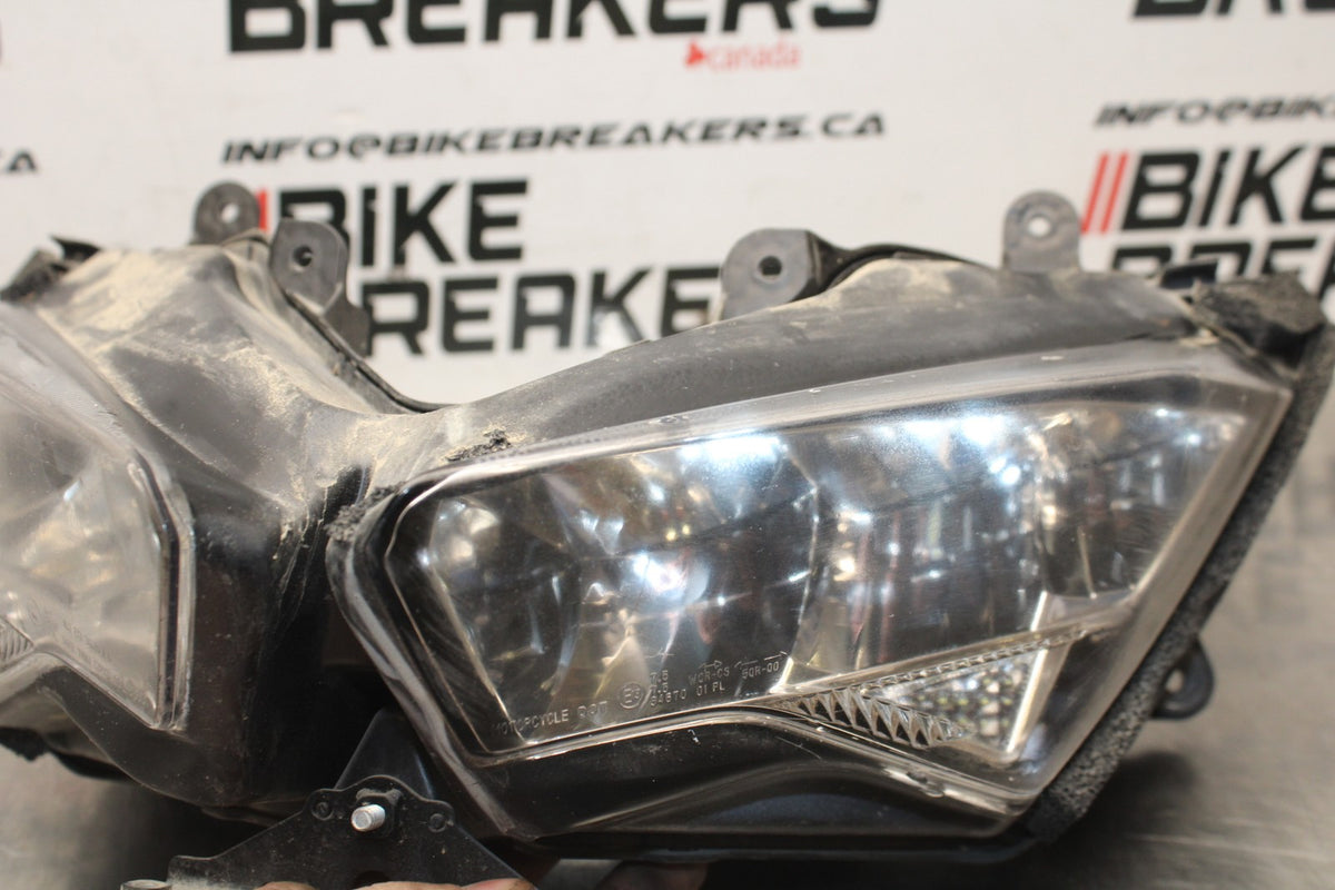 18-23 KAWASAKI NINJA 400 EX400 ABS FRONT HEADLIGHT HEAD LIGHT LAMP BB795