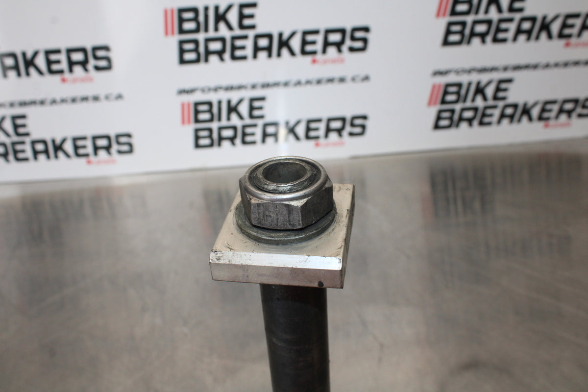 07-08 YAMAHA YZF R1 REAR AXLE BACK WHEEL RIM PIVOT BOLT AXEL BB160