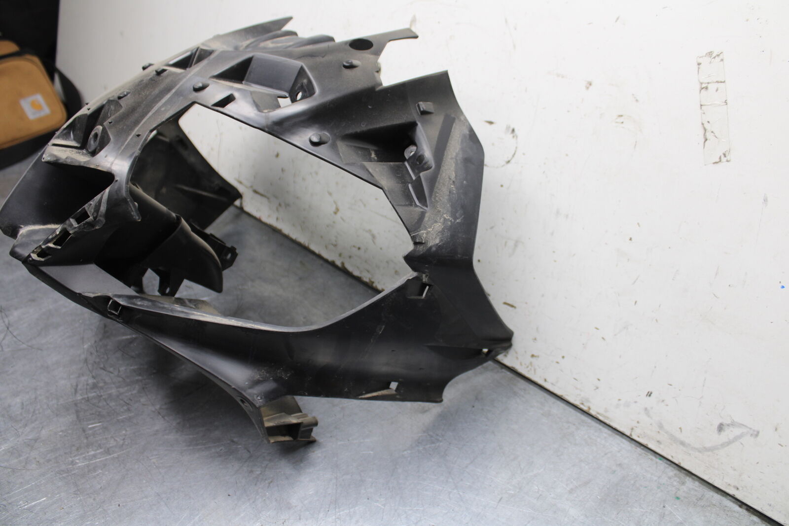 19-24 YAMAHA R3 FRONT CENTER COWL FAIRING BB736