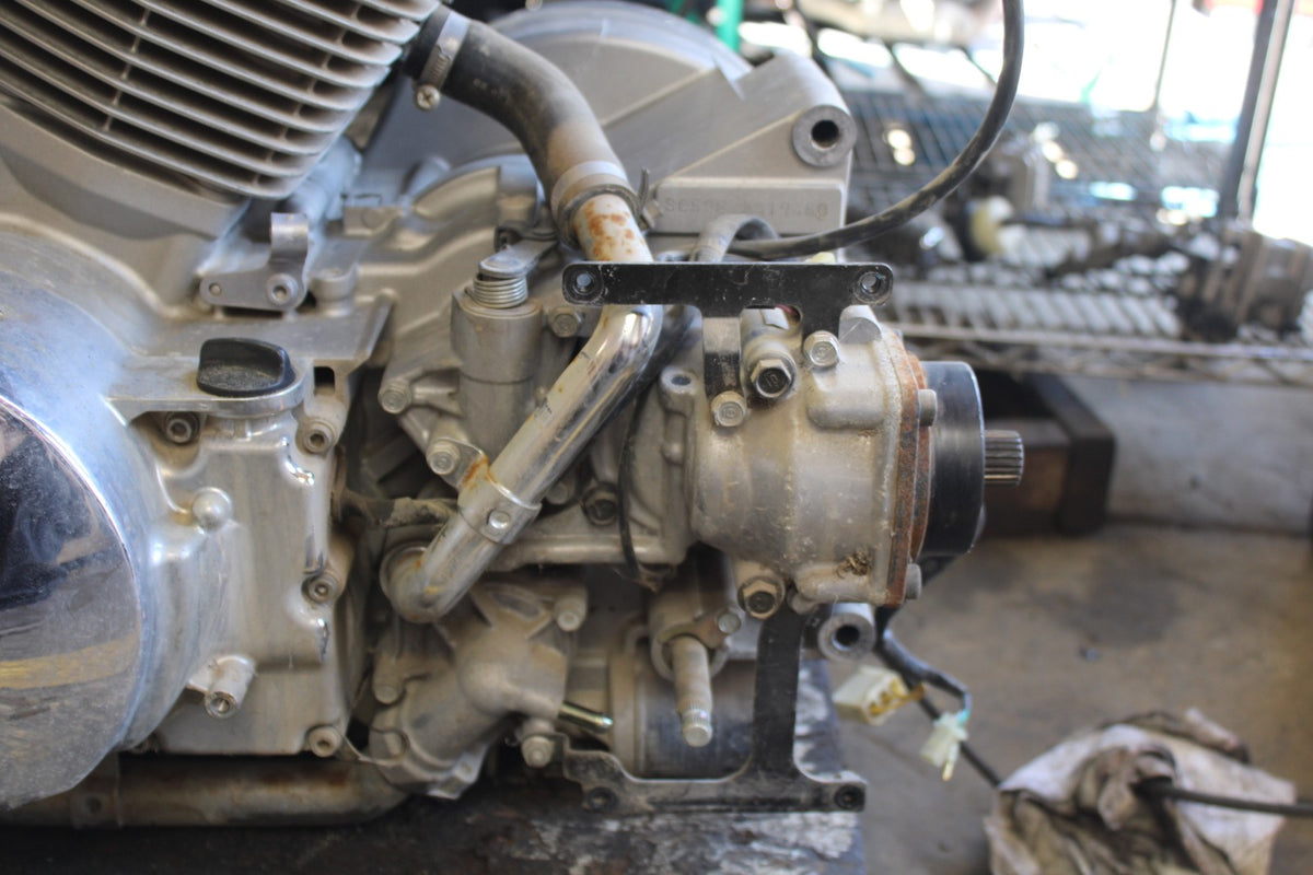 03-08 HONDA VTX1300C ENGINE MOTOR BB868