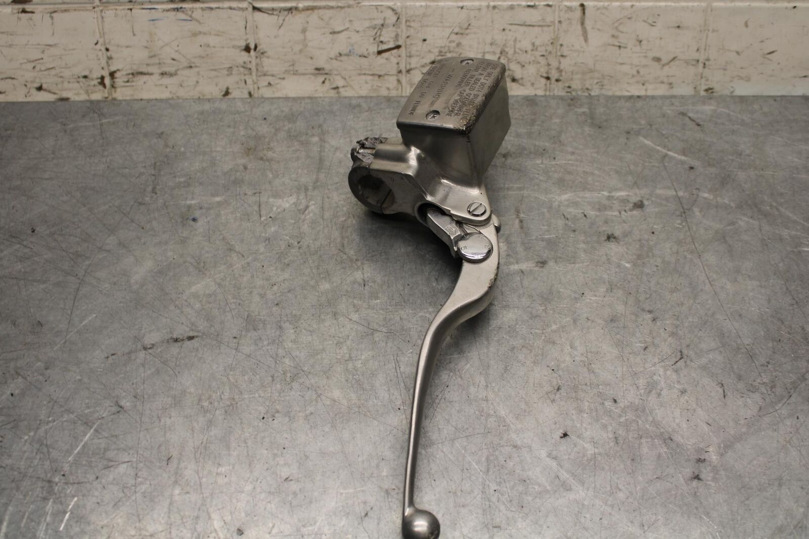 2005 Kawasaki Vulcan 1600 VN1600D Nomad FRONT BRAKE MASTER CYLINDER BB556