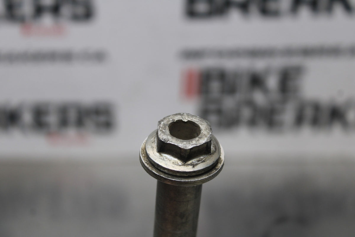 17-18 YAMAHA YZF R3 REAR AXLE BACK WHEEL RIM PIVOT BOLT AXEL BB788