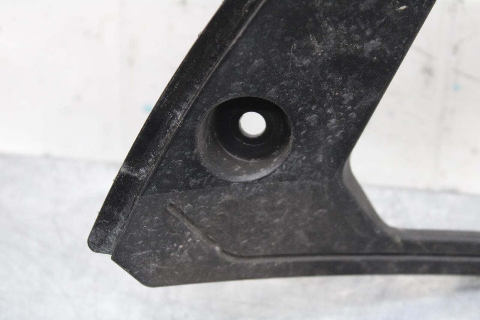 20 SUZUKI GSXR 1000 BOTTOM BELLY FAIRING COWL BB597